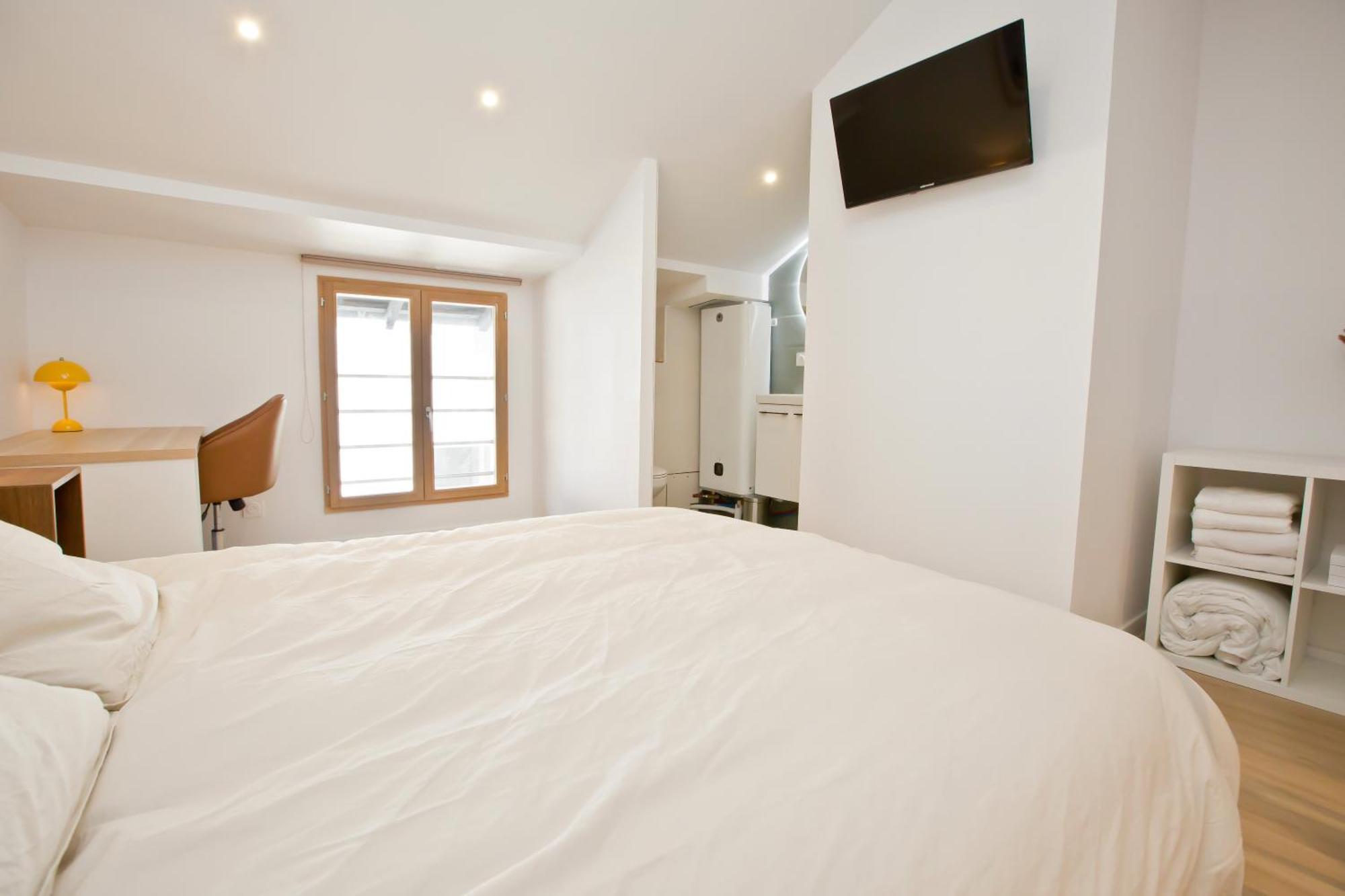 Montsejour - T2 Climatise Avec Filet Et Fauteuil Suspendu Appartement Tarbes Buitenkant foto