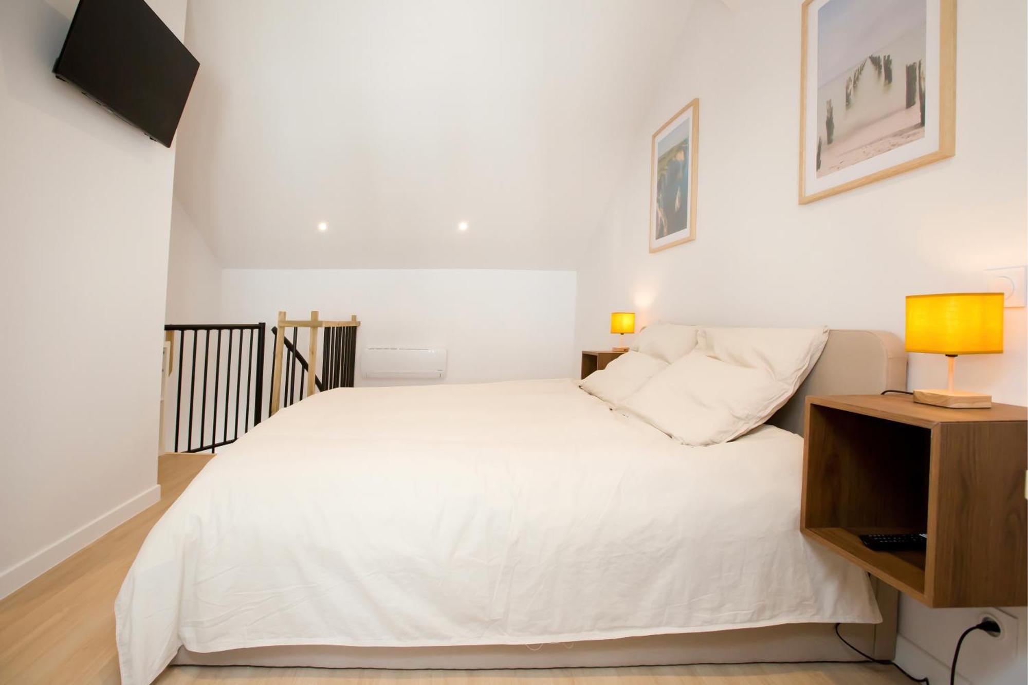 Montsejour - T2 Climatise Avec Filet Et Fauteuil Suspendu Appartement Tarbes Buitenkant foto